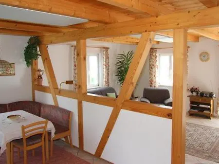Haus Schlegel كريسبرون ام بوندنس