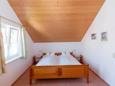 Haus Schlegel شقة